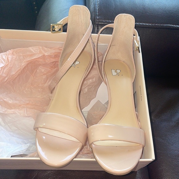 BP Blush Patent Heel.Box included. Size 5.5. Worn once! Mint condition - Picture 2 of 6